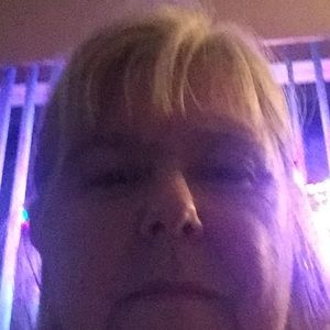 Meet your Posher, Gloria